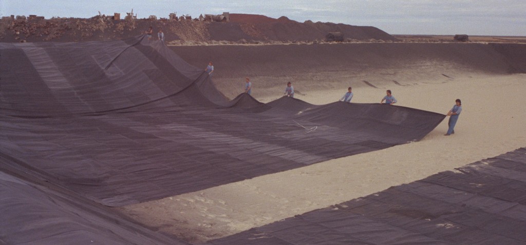 Flat sheet liner installation